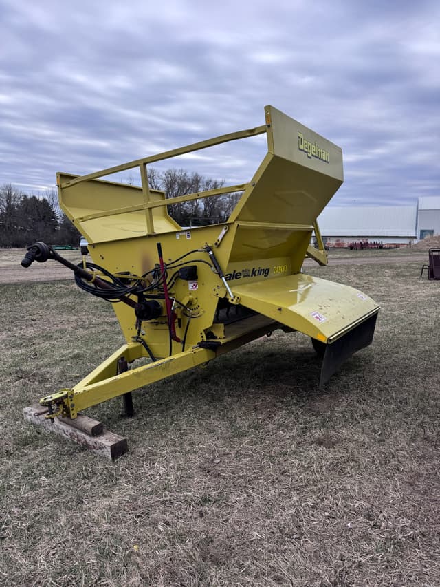 Image of Degelman Bale King 3000 equipment image 1
