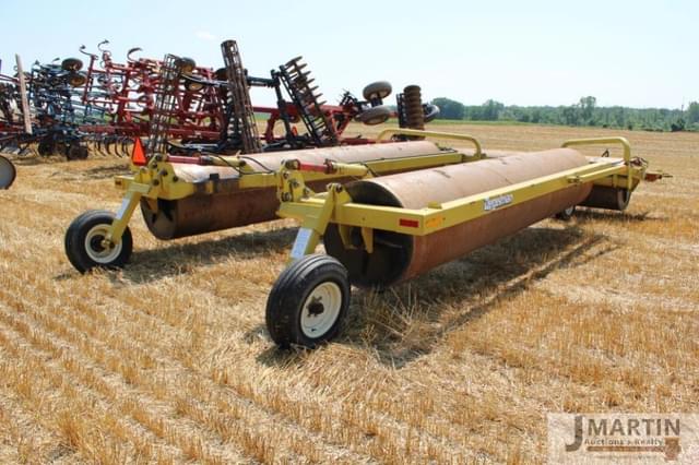 Image of Degelman LR7645 equipment image 3