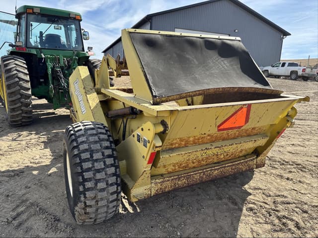 Image of Degelman Signature 6000 equipment image 2