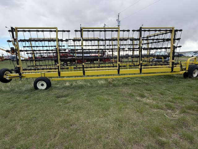 Image of Degelman Strawmaster 7000 equipment image 4