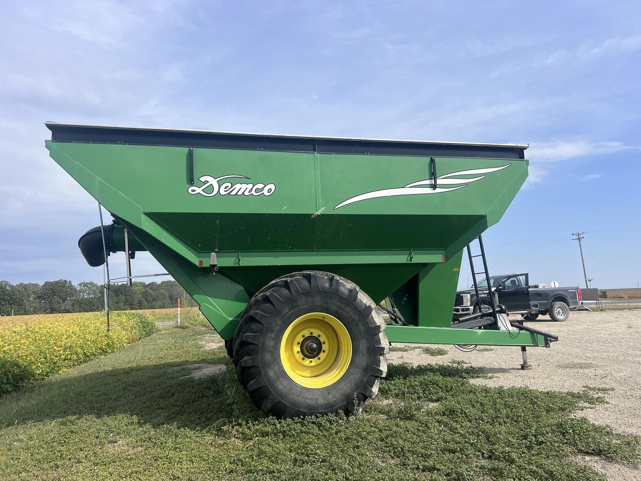 Demco 1050 Equipment Image0