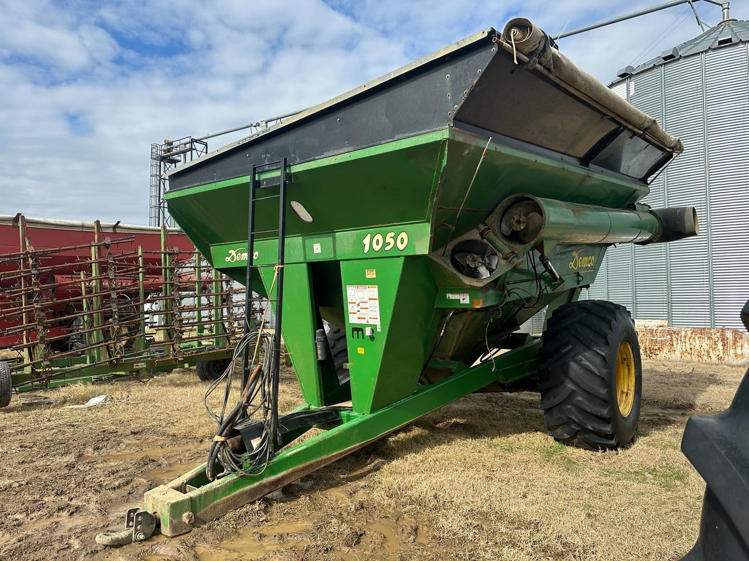 Demco 1050 Equipment Image0