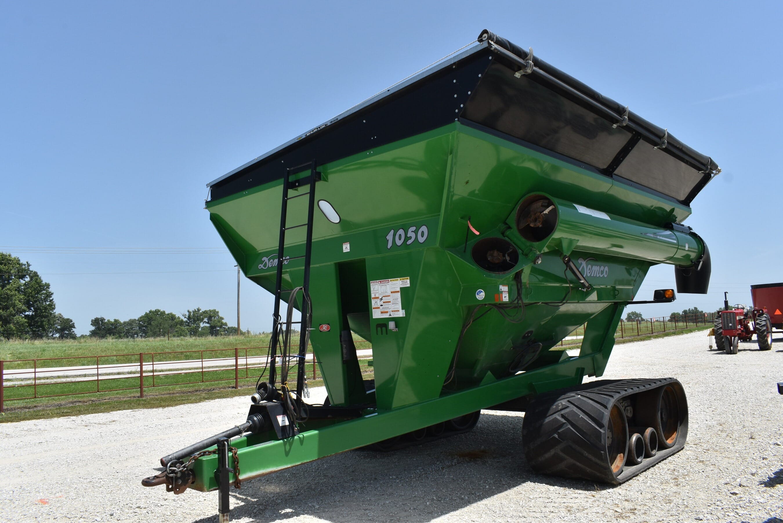 Demco 1050 Equipment Image0