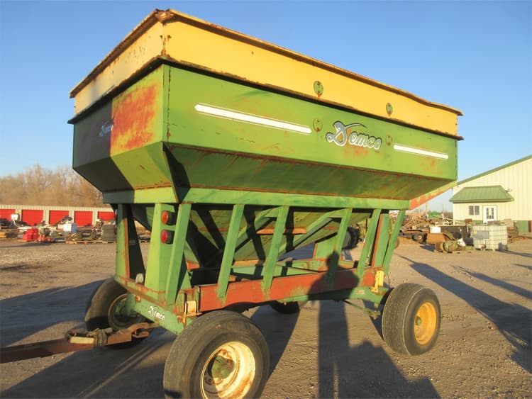 Demco 300 Harvesting Gravity Wagons for Sale Tractor Zoom