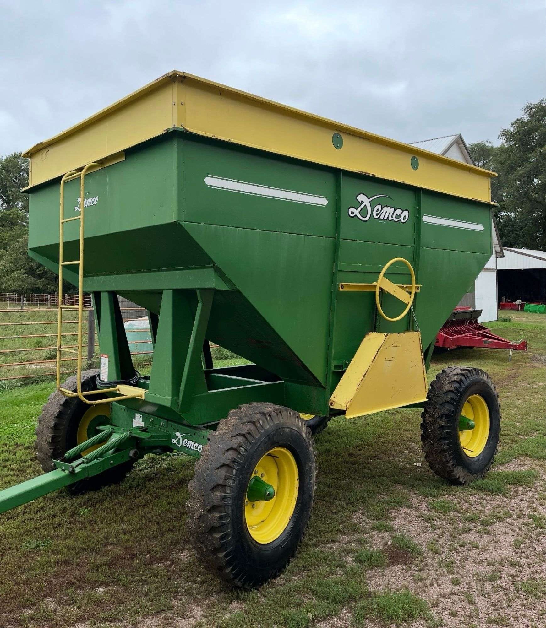 Demco 325 Equipment Image0