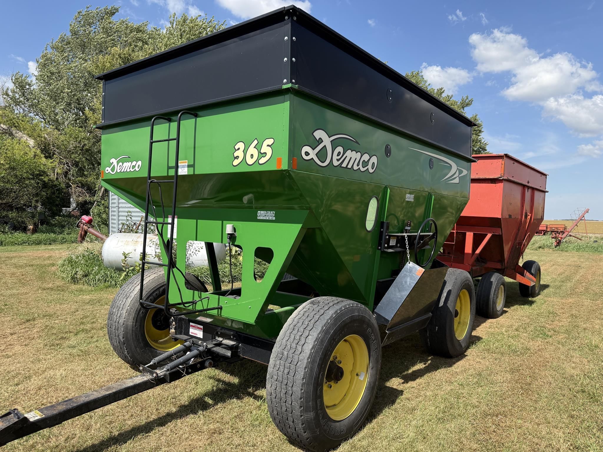 Demco 365 Equipment Image0