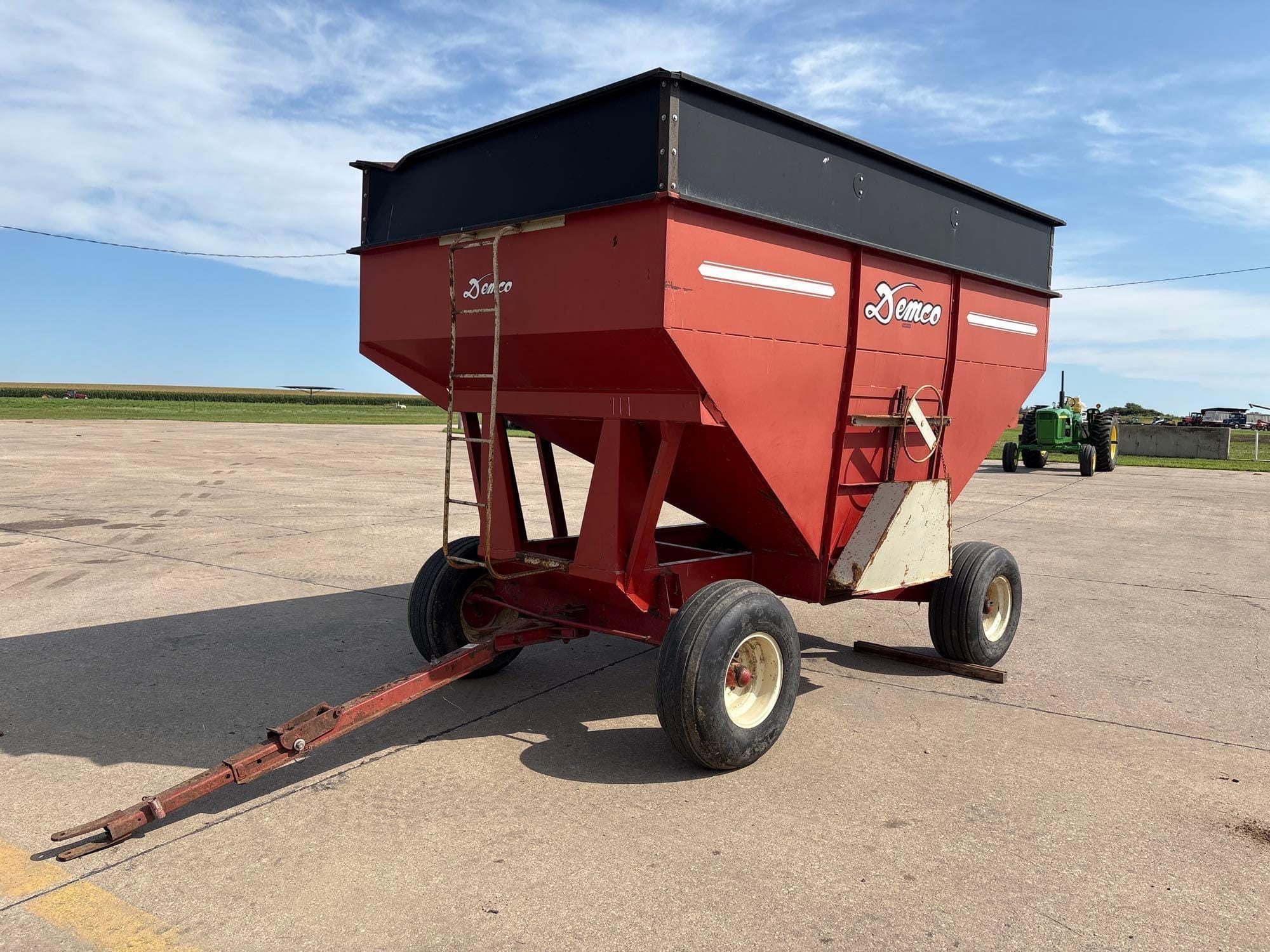 Demco 365 Equipment Image0