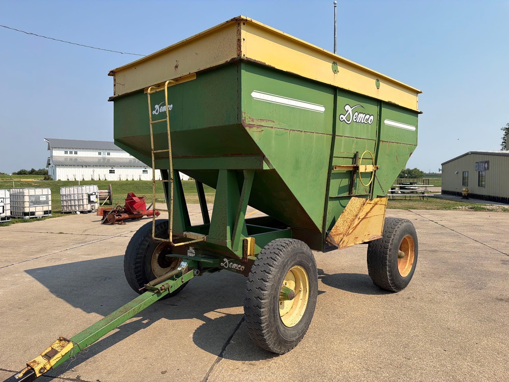 Demco 365 Equipment Image0