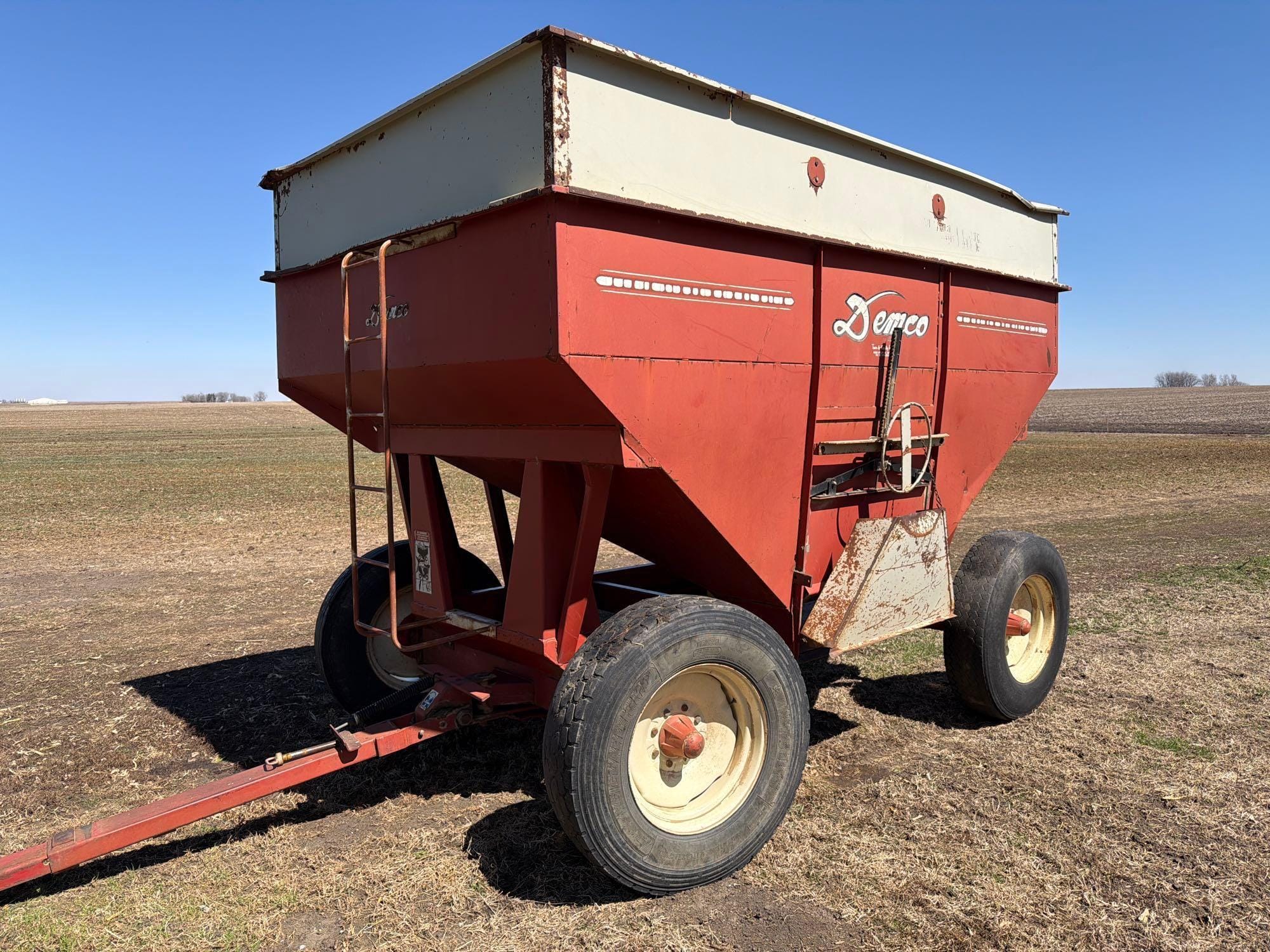 Demco 365 Equipment Image0