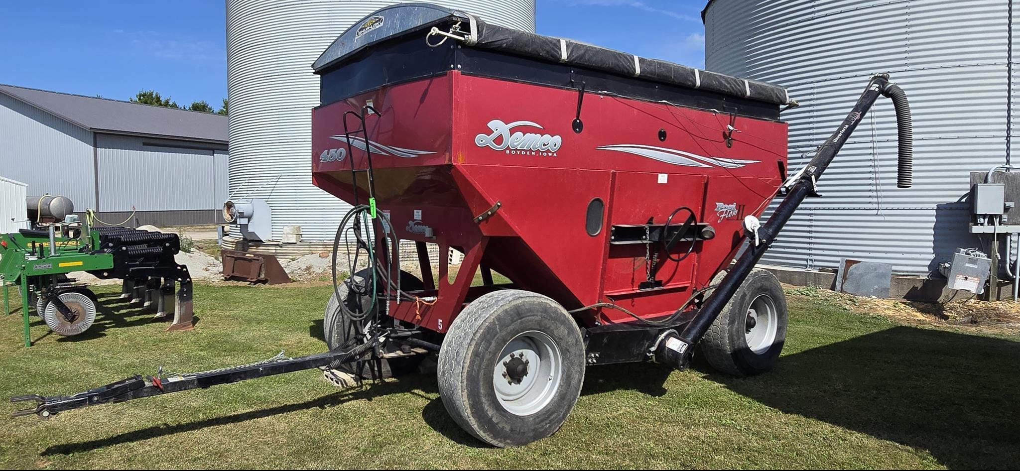 Demco 450 Equipment Image0