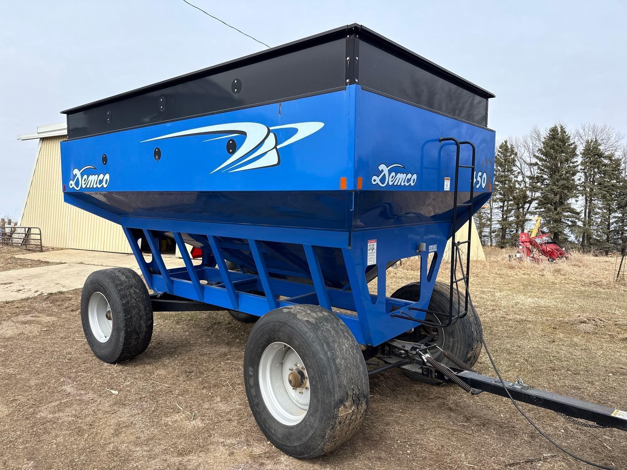 Demco 450 Equipment Image0
