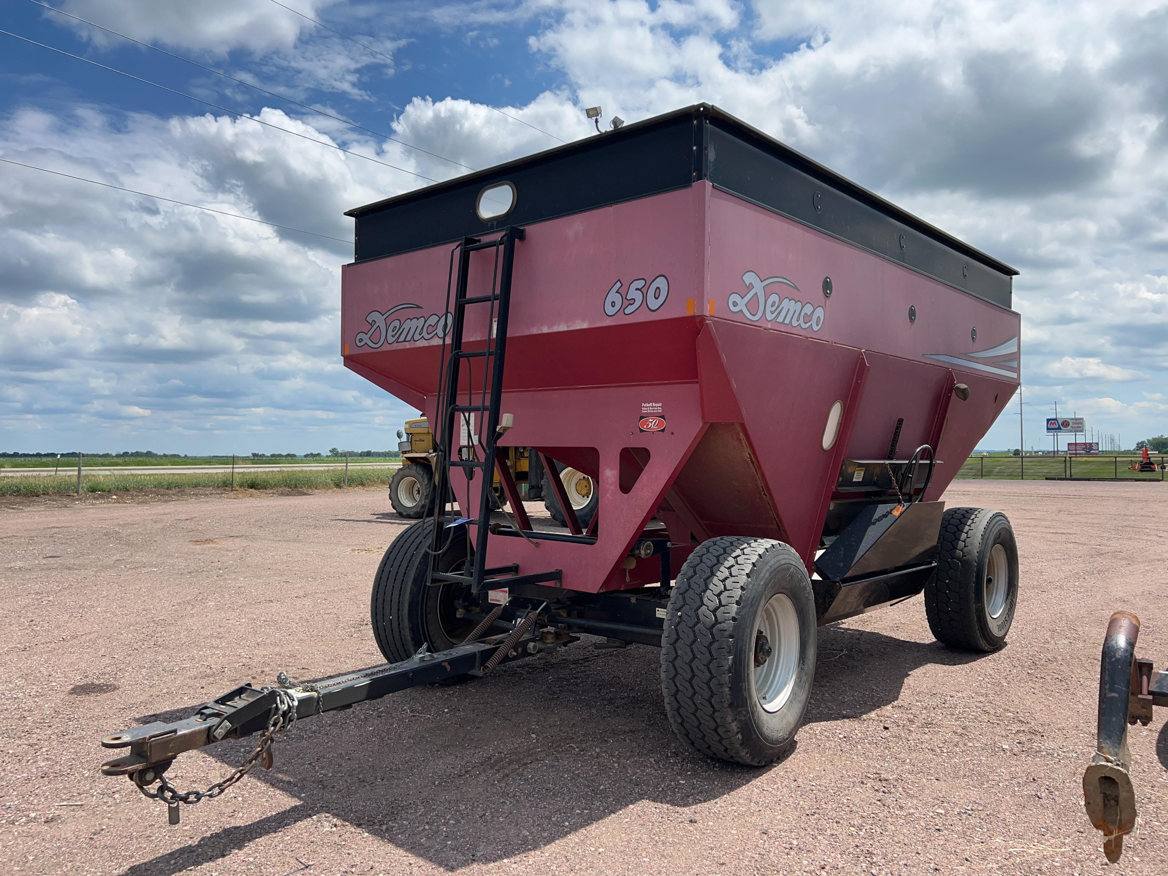 Demco 650 Equipment Image0
