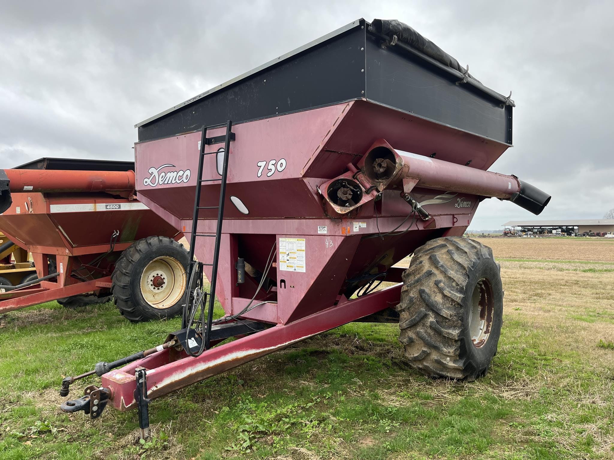 Demco 750 Equipment Image0