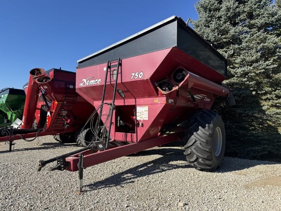 Demco 750 Equipment Image0