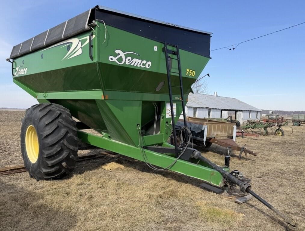 Demco 750 Equipment Image0