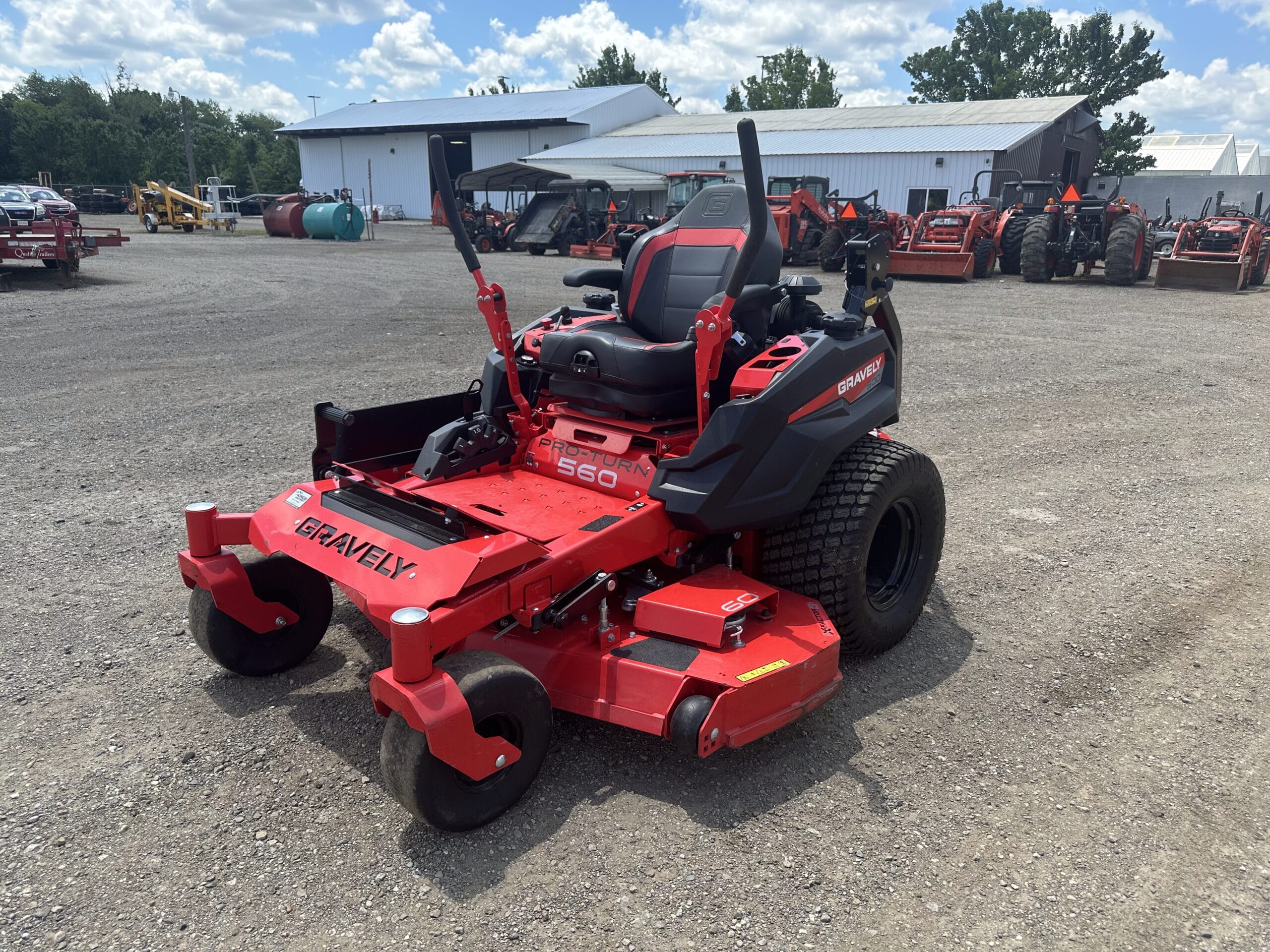 Gravely Pro-Turn 560 Equipment Image0