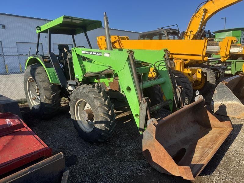 Deutz-Allis 7085 Equipment Image0