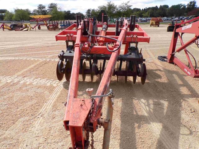 Image of Deutz-Allis 1500 equipment image 2