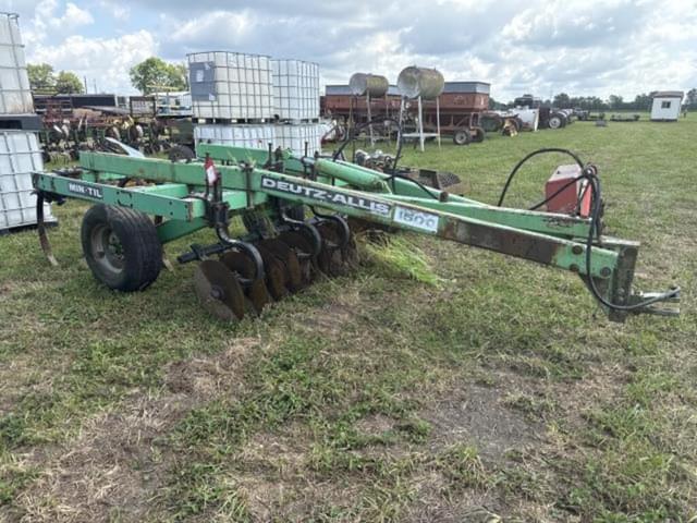 Image of Deutz-Allis 1500 equipment image 3