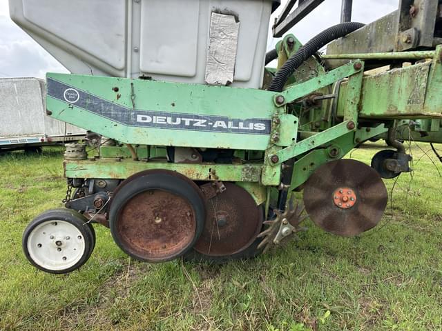 Image of Deutz-Allis 385 equipment image 3
