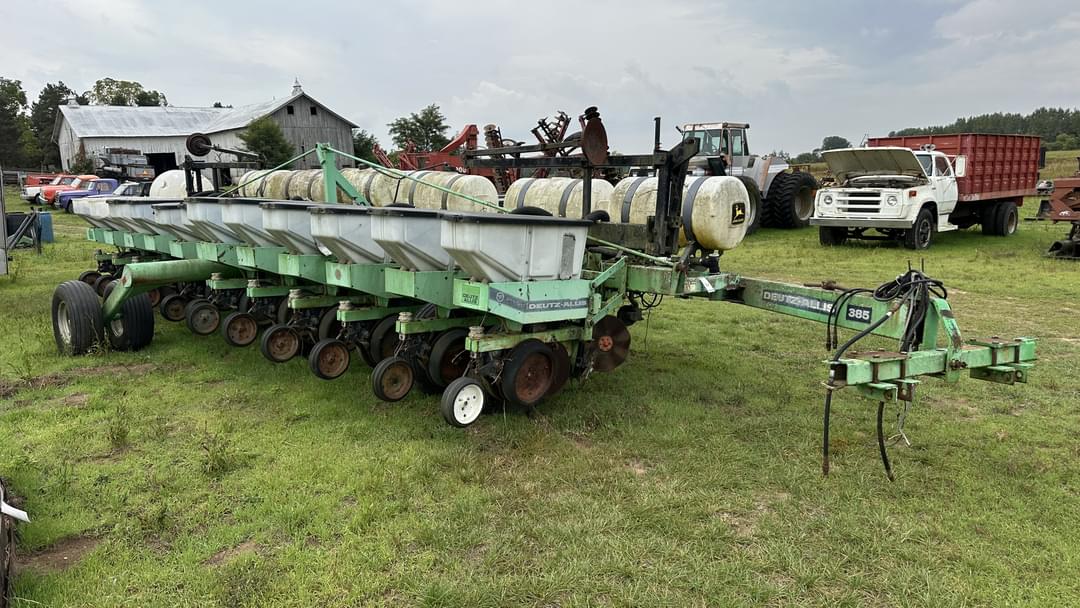 Image of Deutz-Allis 385 Primary image