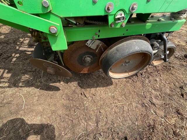 Image of Deutz-Allis 385 equipment image 3