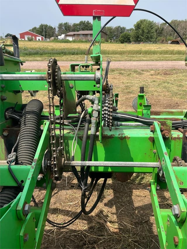 Image of Deutz-Allis 385 equipment image 4