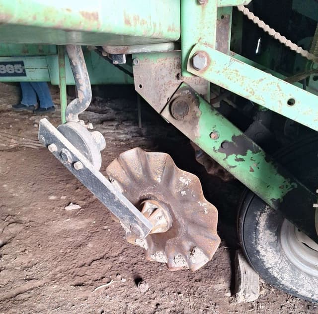 Image of Deutz-Allis 385 equipment image 4