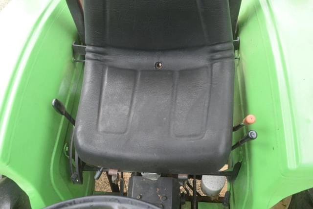 Image of Deutz-Allis 5220 equipment image 4
