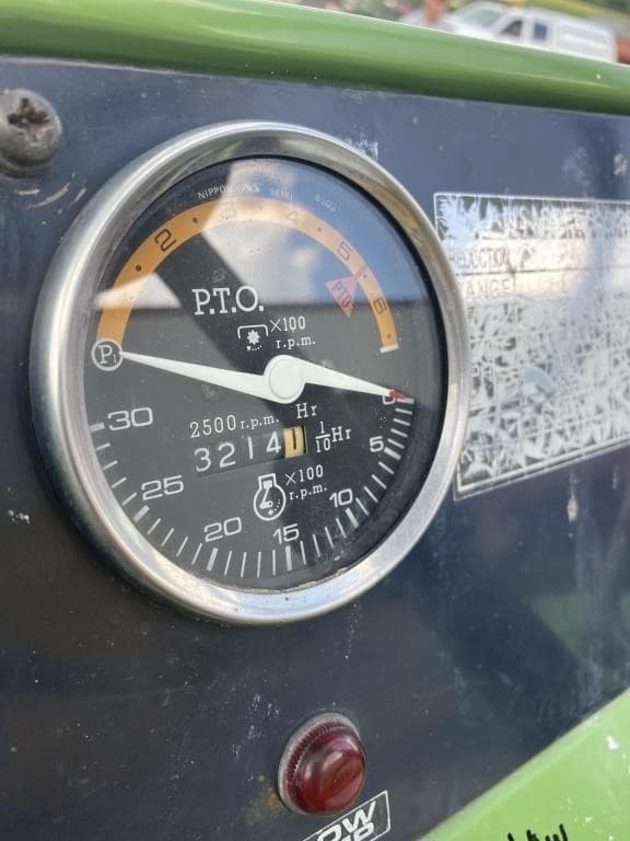 Image of Deutz-Allis 5230 equipment image 3