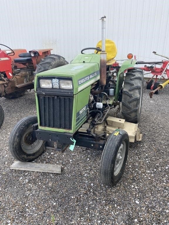 Image of Deutz-Allis 5230 equipment image 1