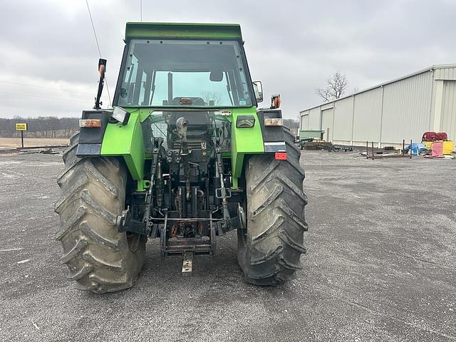 Image of Deutz DX160 equipment image 4