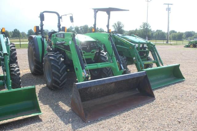 Image of Deutz-Fahr 4080E equipment image 3