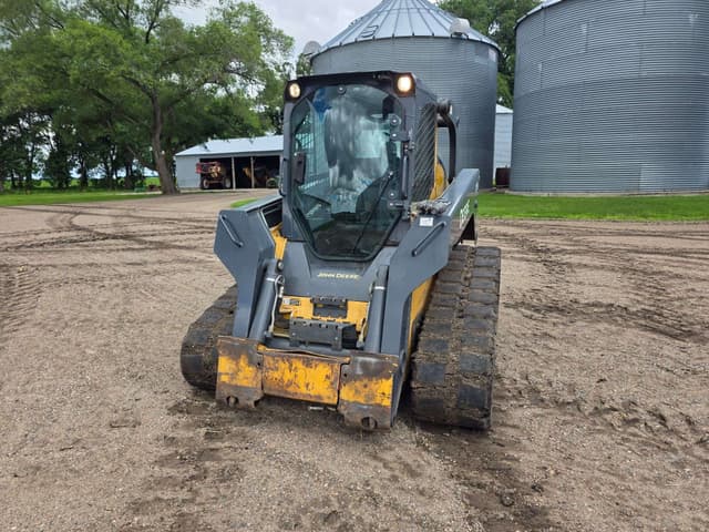 Image of John Deere 329E equipment image 4