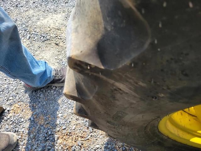 Image of John Deere 6430 equipment image 4
