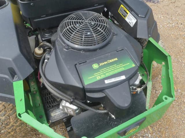 Image of John Deere Z330R equipment image 4