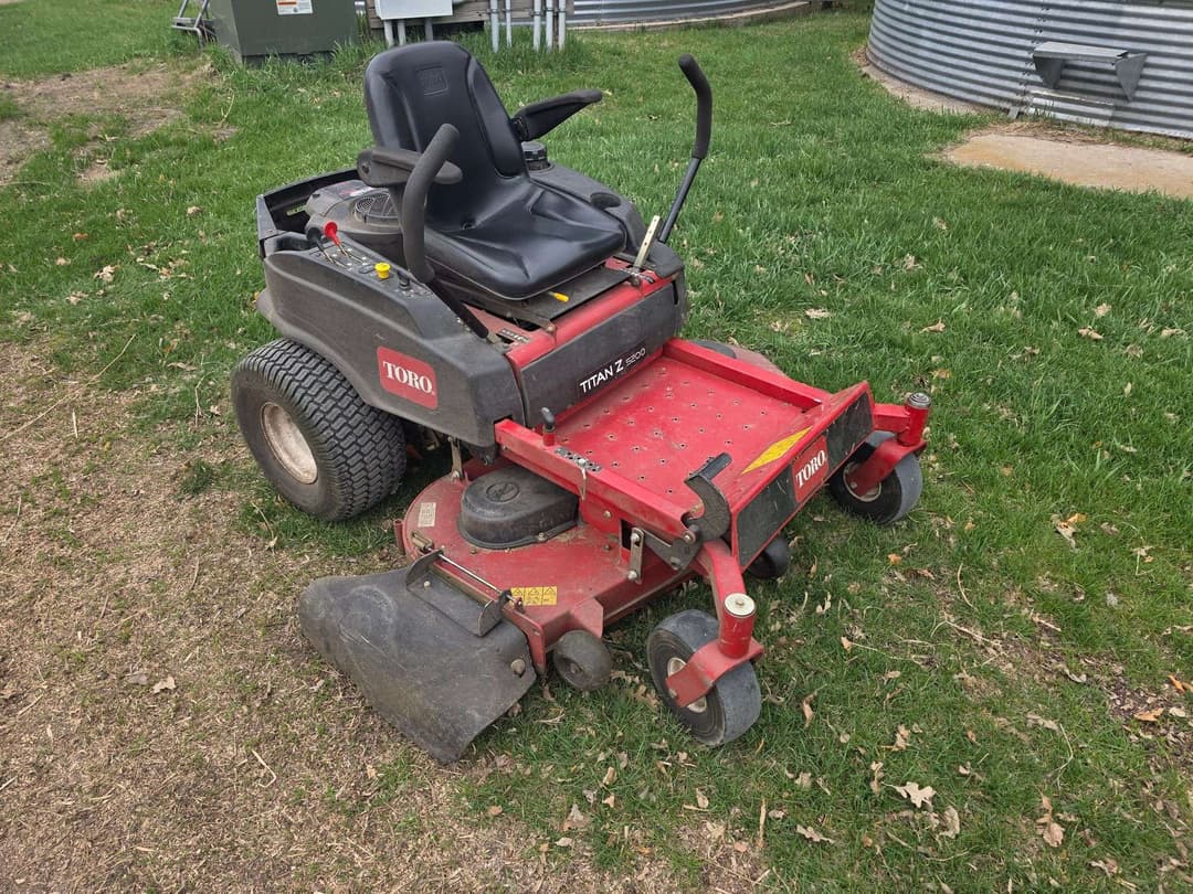 Image of Toro Titan Z 5200 Primary image