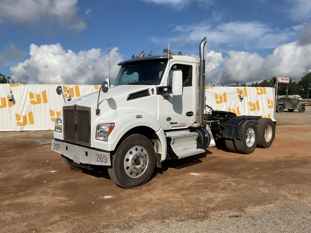 Image of Kenworth T880 Primary image