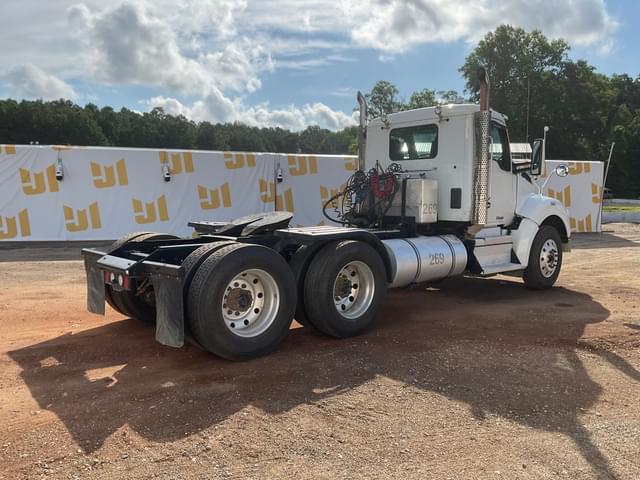 Image of Kenworth T880 equipment image 4