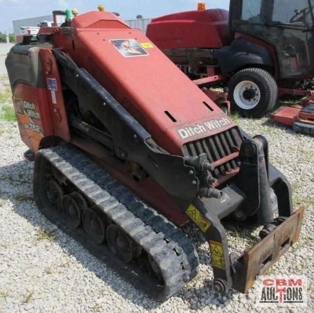 Image of Ditch Witch SK752 equipment image 1