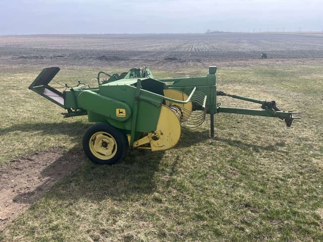 Image of John Deere 24T equipment image 1