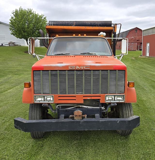 Image of GMC 7000 equipment image 2