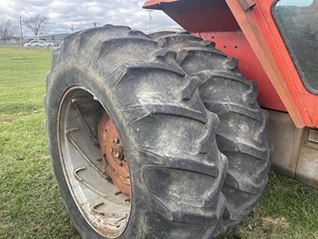 Image of Massey Ferguson 1155 equipment image 3