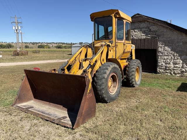 Image of John Deere 544A equipment image 1