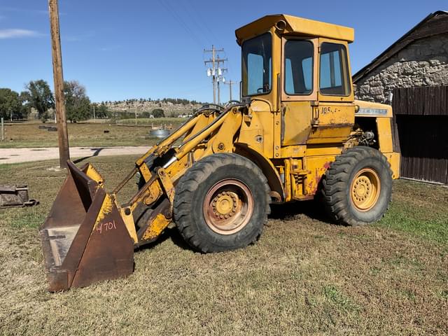 Image of John Deere 544A equipment image 3