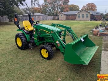 Main image John Deere 2025R