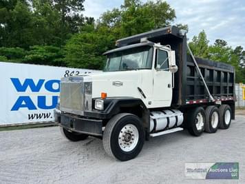 Main image White GMC ACL64