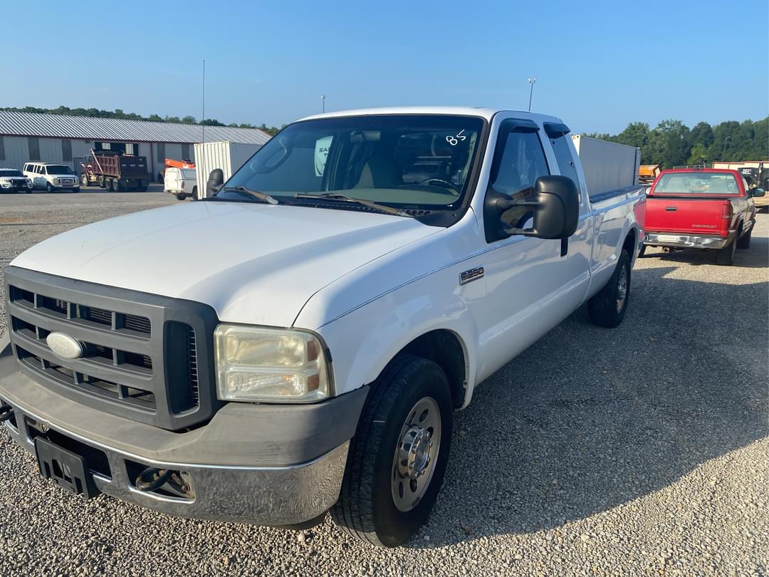 Image of Ford F-250 Primary image