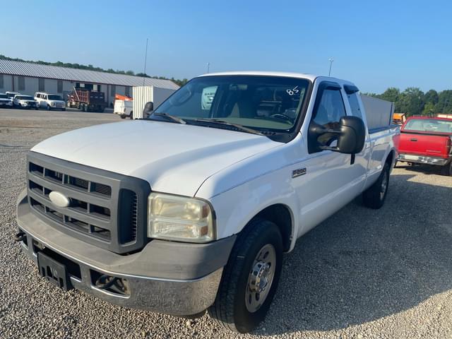 Image of Ford F-250 equipment image 1