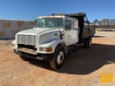 1999 International 4700 Image